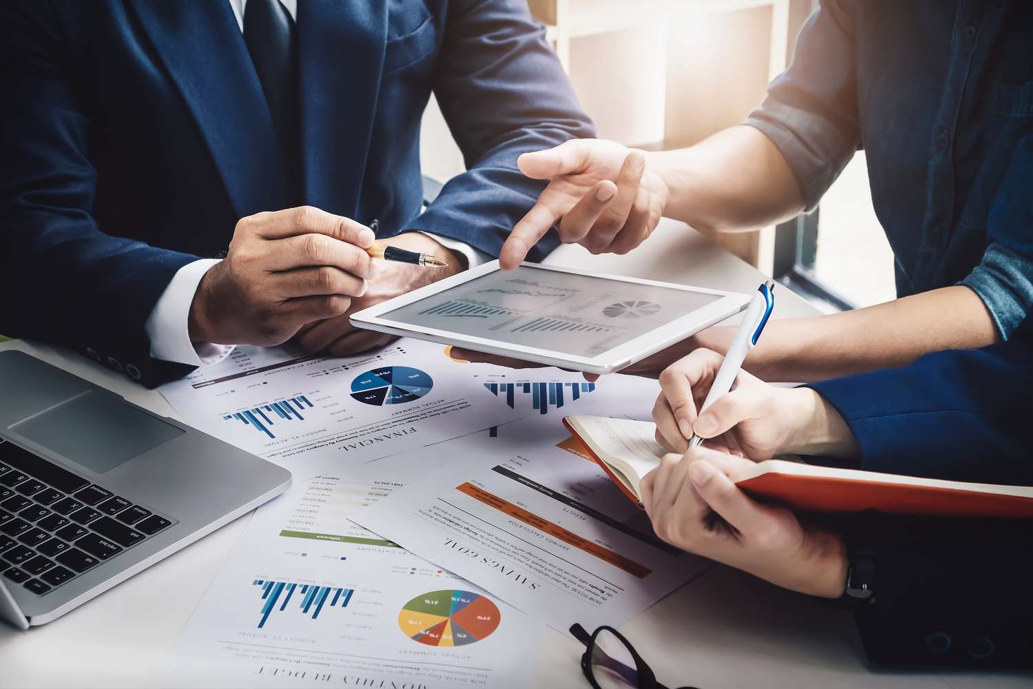 How Blockchain Can Transform the Financial Services Industry