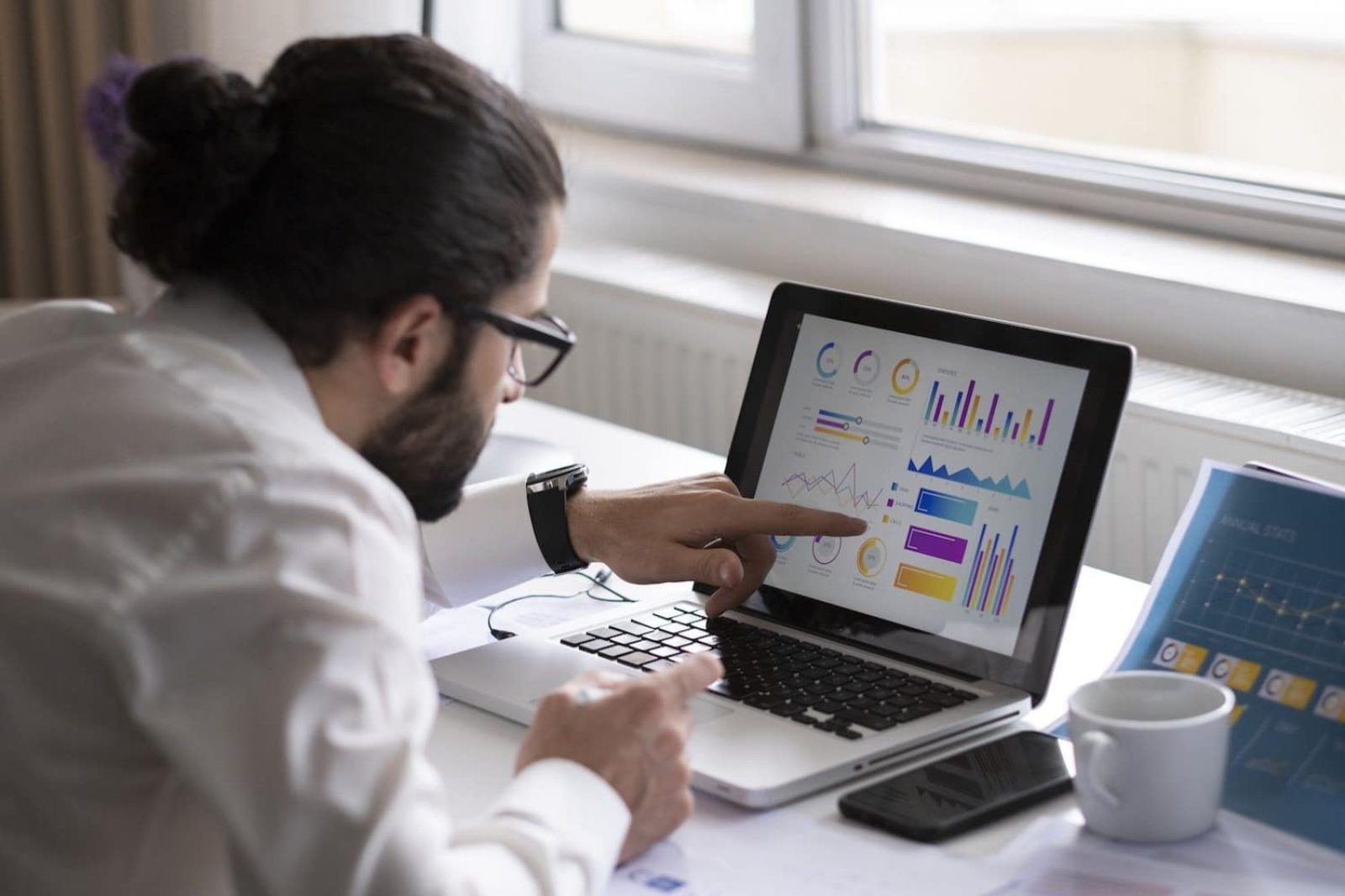 Fintech Use Cases and How It Complements Traditional Banking