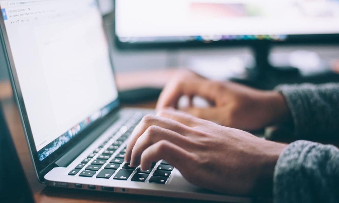 How to Create Scrolling Text With CSS