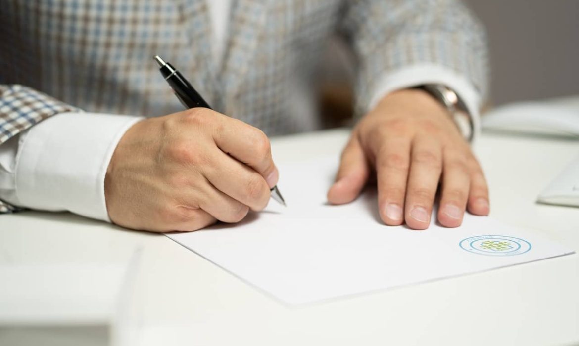 What Is Annual Contract Value (ACV) And How Should You Use It?