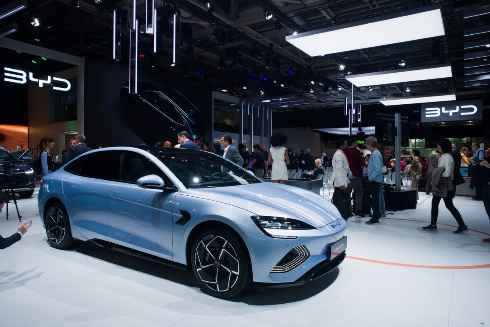Chinese Carmaker BYD To Overtake Tesla After Record Sales In The Fourth Quarter Of 2023